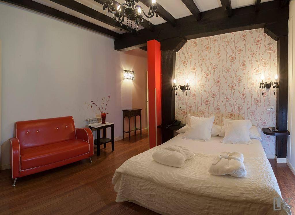 Posada Torre Del Milano コミージャス エクステリア 写真